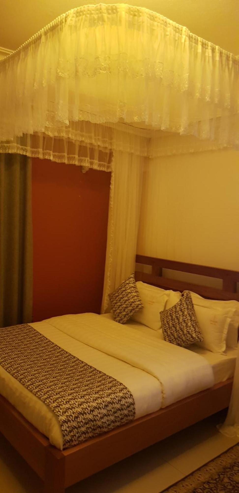 Fort Heights Homestay Fort Portal Δωμάτιο φωτογραφία