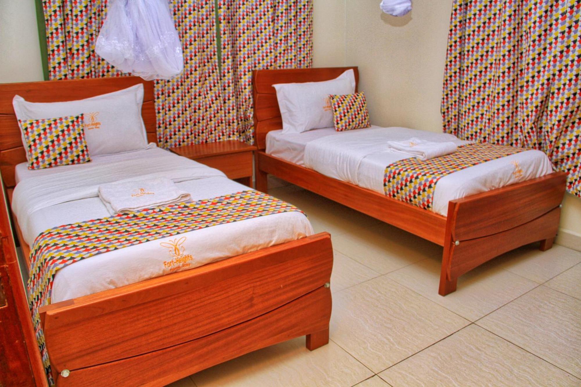 Fort Heights Homestay Fort Portal Δωμάτιο φωτογραφία